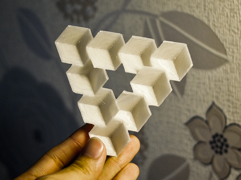 Penrosetrianglemodel.jpg